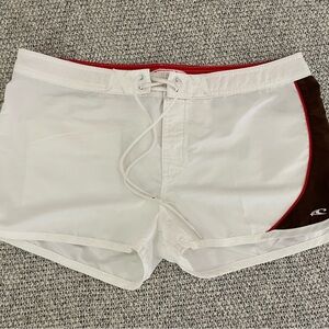 Women’s O’Neill White Board Shorts size 11 -medium Brand new